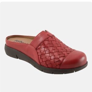 Softwalk Women's‎ San Marcos II Mule Comfort Clog Red Size 8